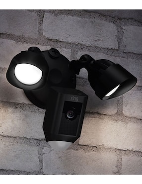 Cámara individual de seguridad Ring modelo Floodflight Plus Cam inalámbrica HD 150° a 60° con capacidad para grabar para exterior