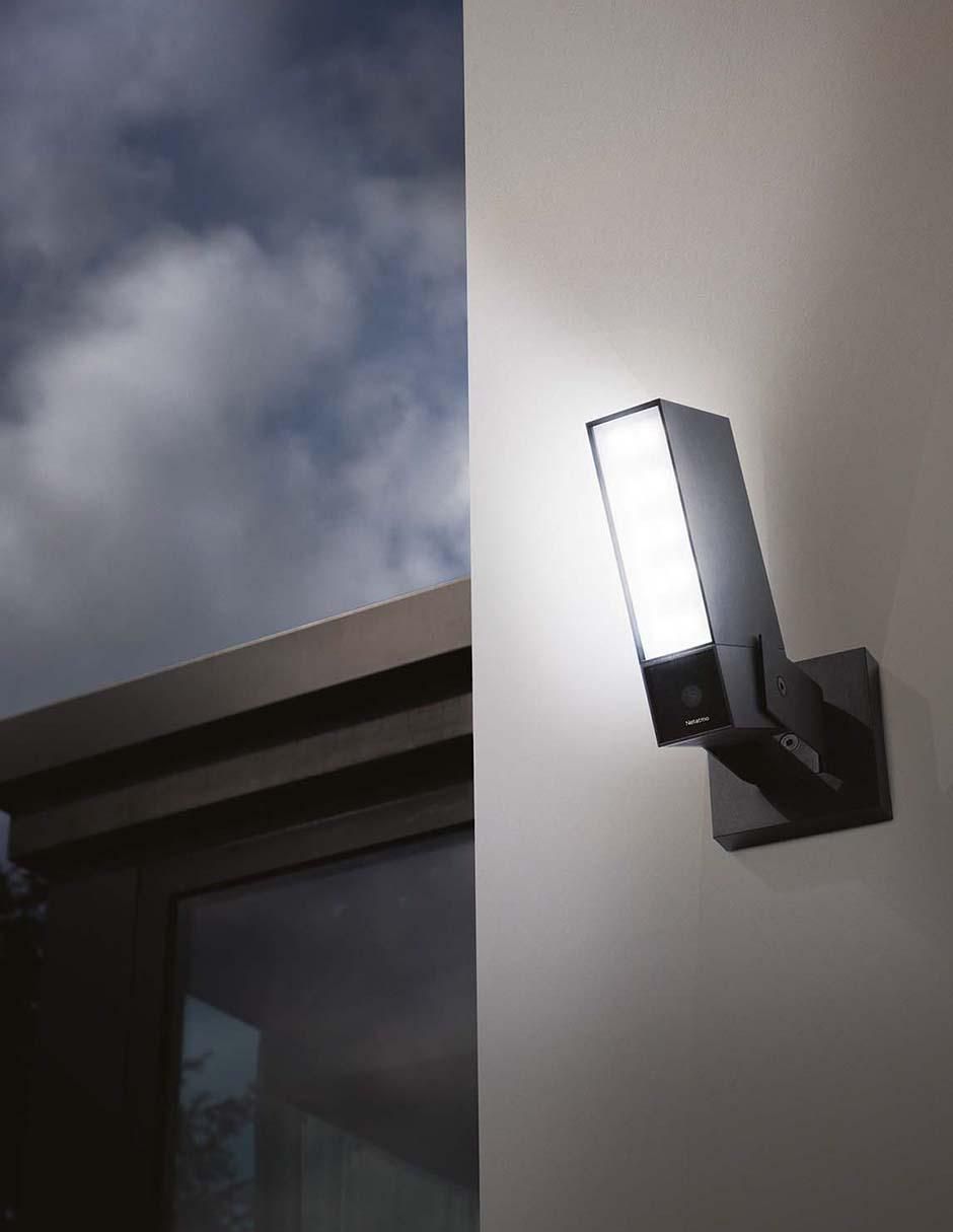 Cámara Wi-Fi de seguridad inalámbrica Full HD 360° con capacidad para grabar para exterior 2