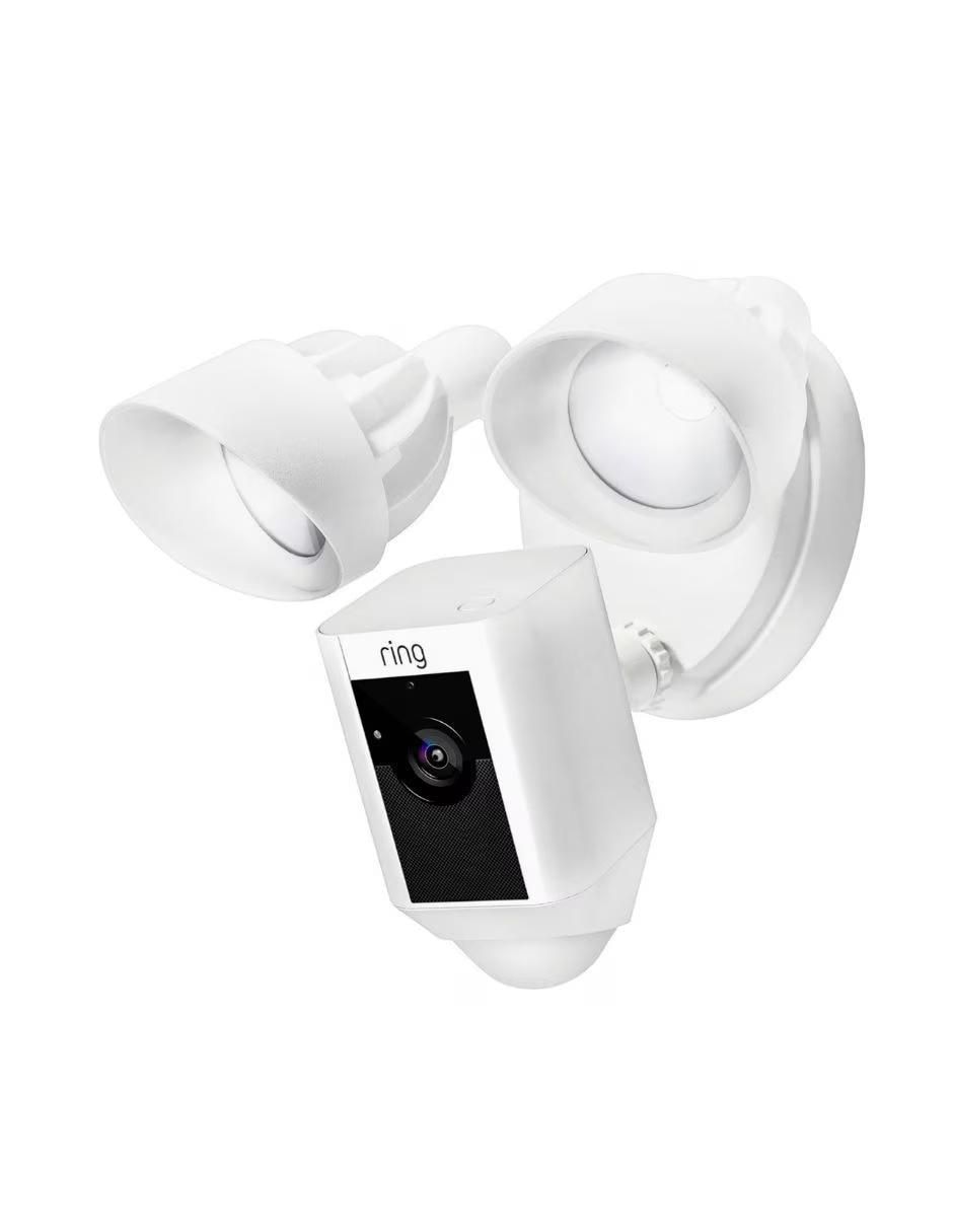 Cámara individual de seguridad modelo Floodflight Cam inalámbrica HD 120 a 170 ​con capacidad de grabar y visión nocturna para exterior